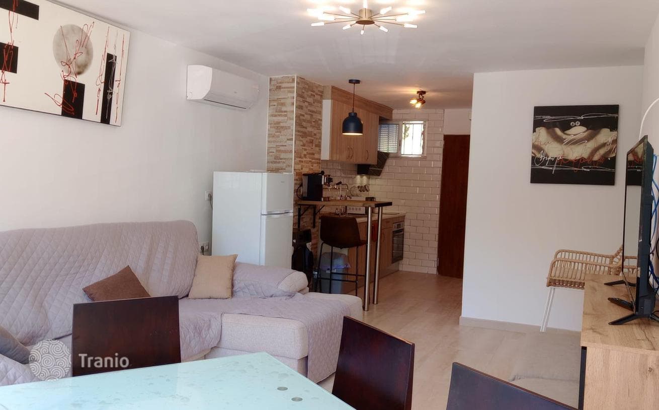 Квартира с 3 спальнями всего в 450 м от пляжа, Бенидорм, Испания