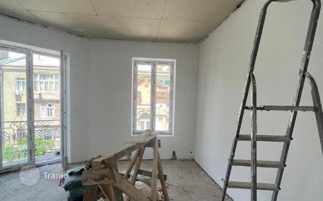 3-Bedroom Apartment in Old Tbilisi, Tbilisi, photo 2