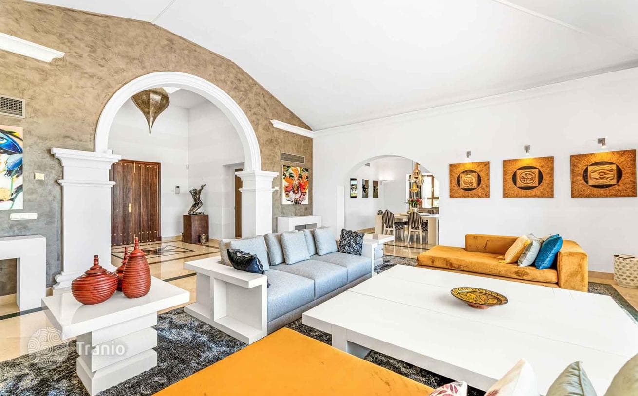 6-комнатная вилла 938 м² в Нуэва Андалусии, Испания, фото 4