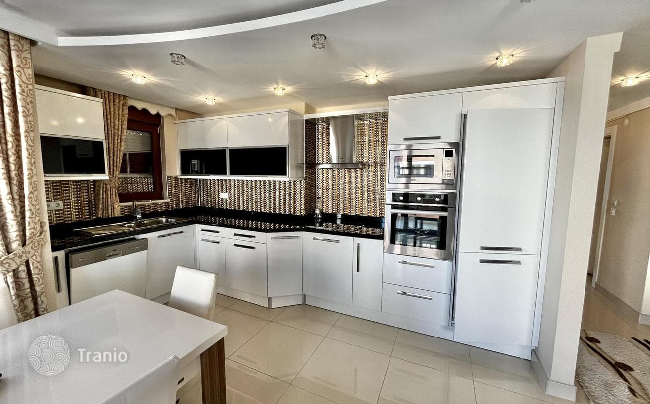 2-Bedroom Apartment in Mahmutlar, Alanya, photo 5