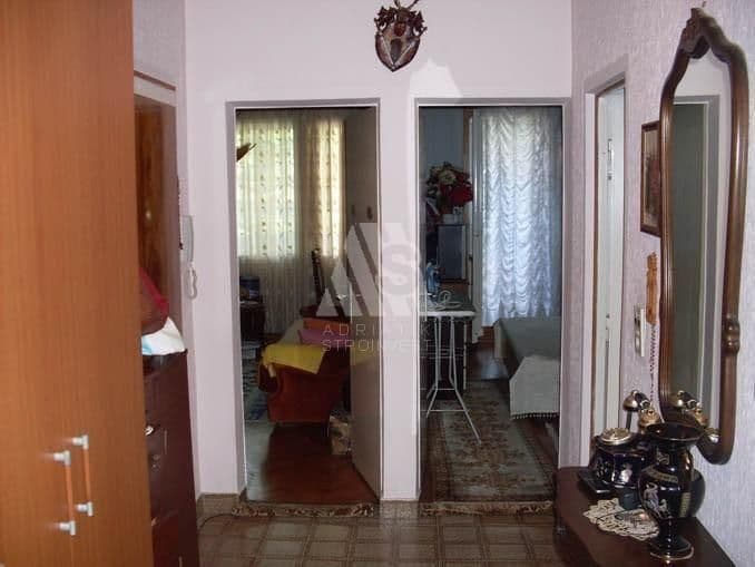 Квартира в Баре, Черногория, 76 м², фото 2