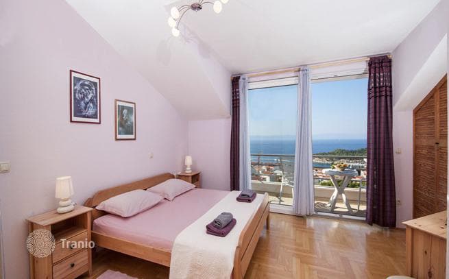 6-Bedroom Villa in Makarska, Dalmatia
