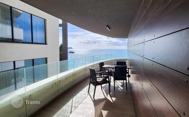 2-Bedroom Apartment with Sea View in Rafailovici, Budva, photo 2