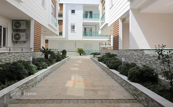 2-Bedroom Apartment near the Waterfront in Konyaalti, Antalya