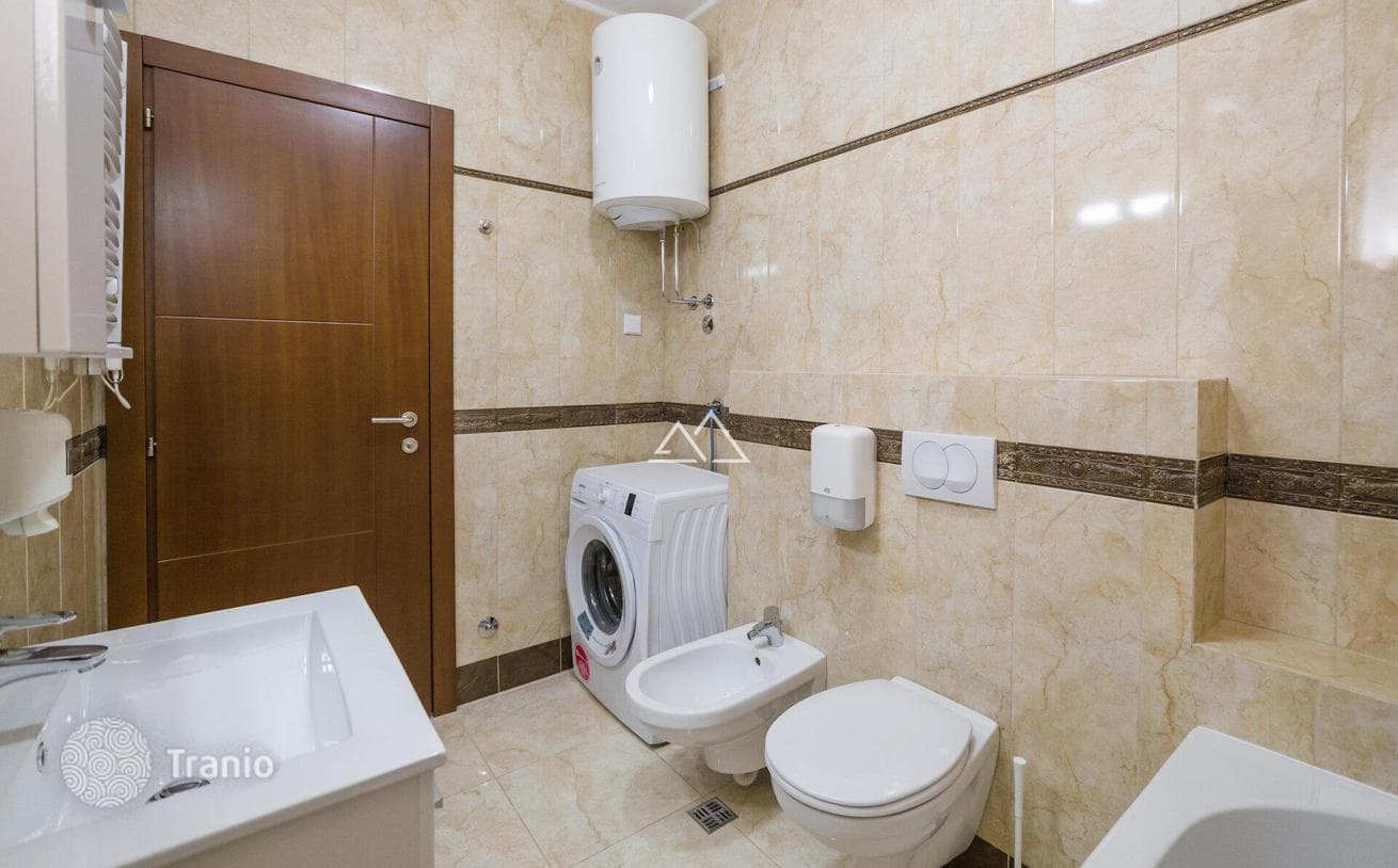 2-Bedroom Apartment with Shared Pool in Becici, Budva, photo 5