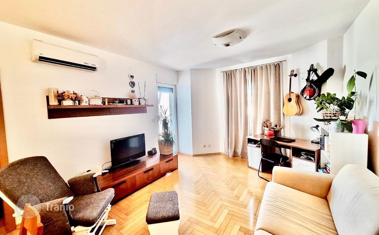 1-Bedroom Apartment in Pula, photo 3