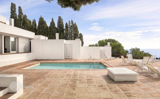 12-Bedroom Townhouse with Land in Canet de Mar, photo 2