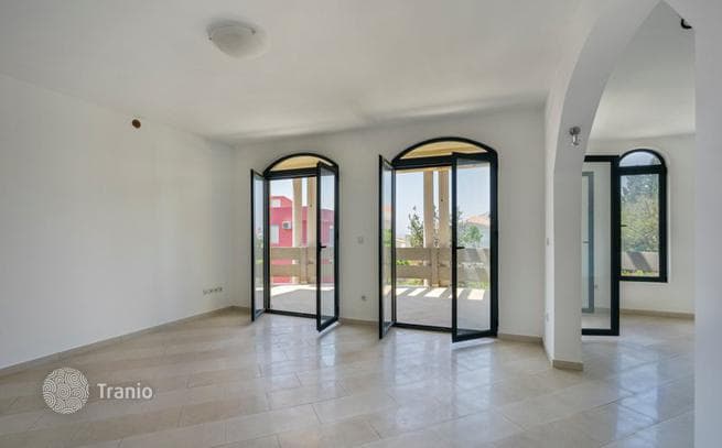 3-Bedroom Villa with Terraces and Sea Views in Utjeha, Montenegro, photo 2