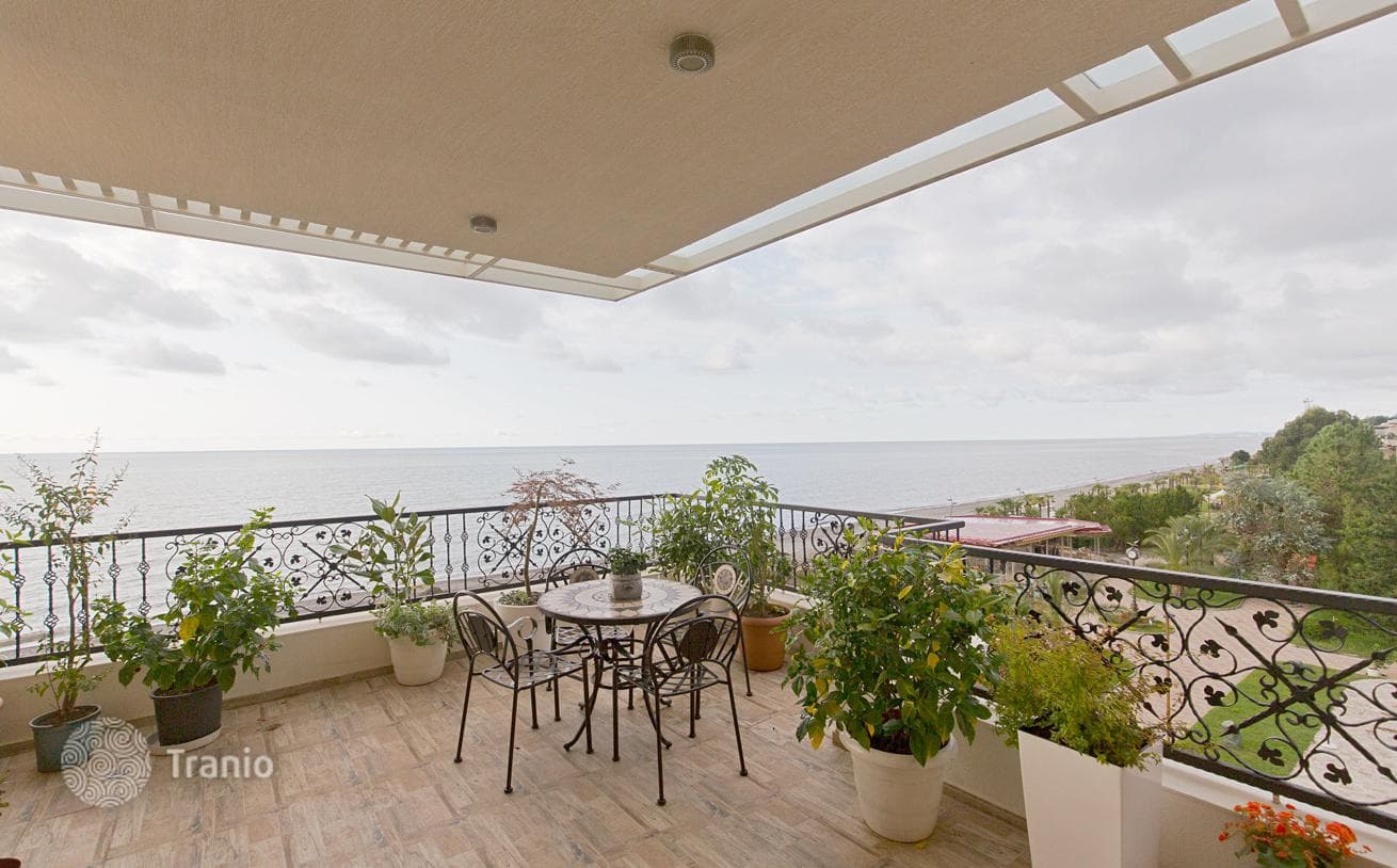 Luxury Apartment with Entertainment Complex Access in Batumi, photo 2
