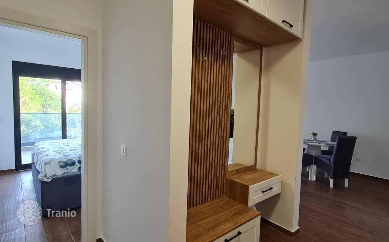 1-Bedroom Apartment with Sea View in Dobrota, Budva, photo 5