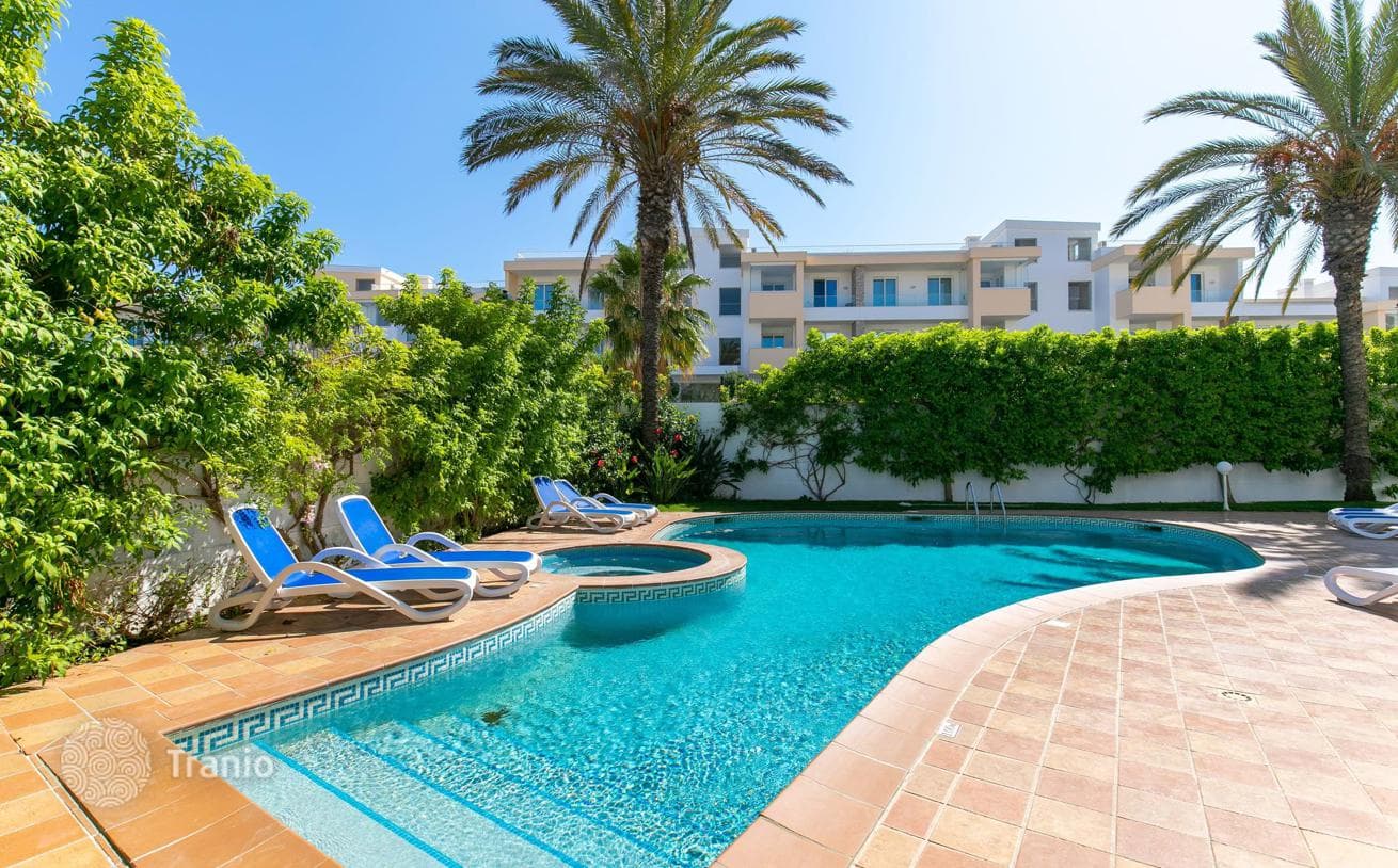 2-Bedroom Furnished Apartment Near the Beach in Lagos, Faro