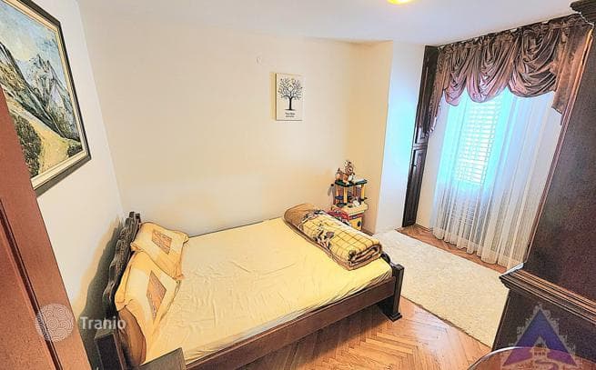 4-Bedroom House 400 m² in Budva, photo 2