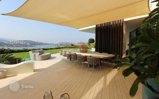 5-Bedroom Beachfront Villa with Private Pool in Yalikavak, photo 3
