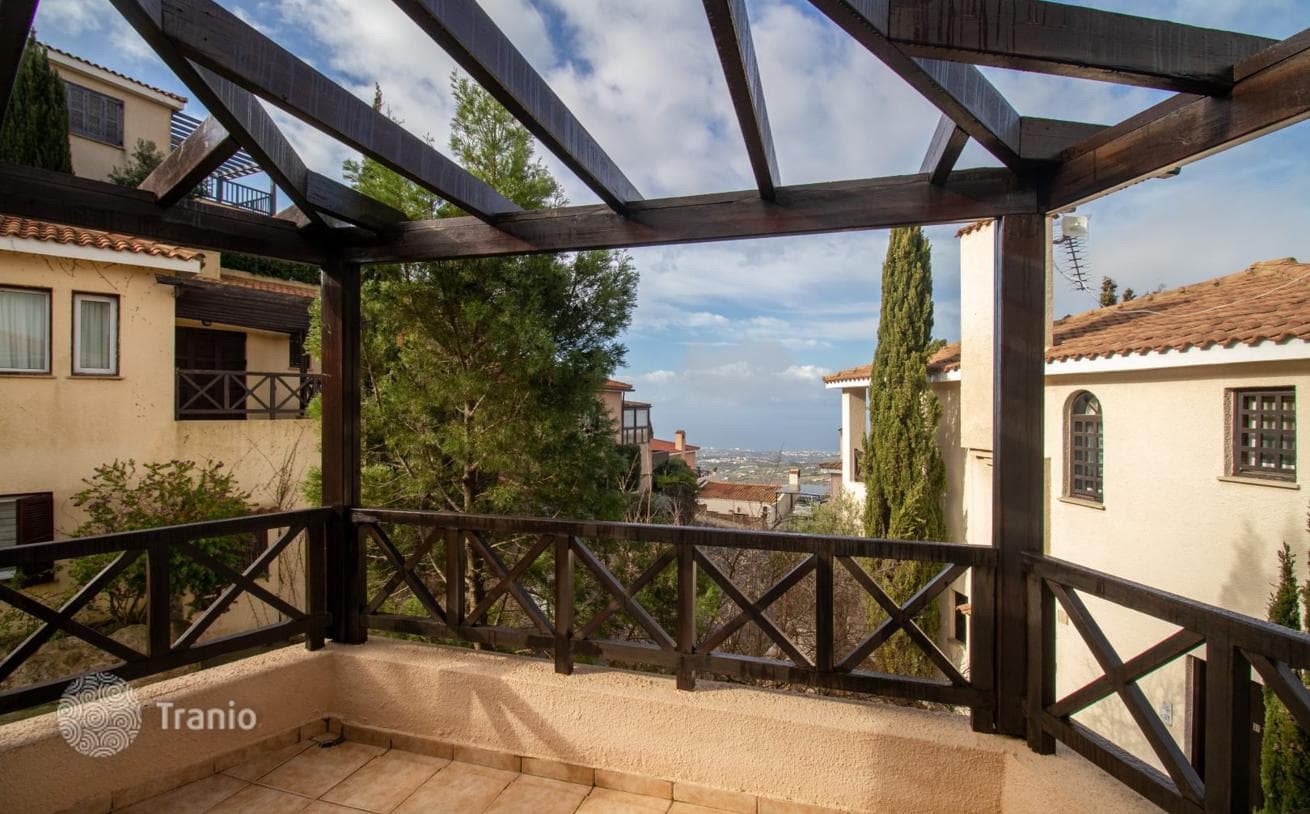 3-Bedroom Villa with Coastline Views in Paphos, Cyprus, photo 2