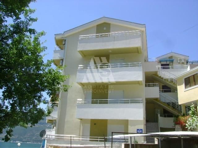 Квартира в Херцег-Нови, Черногория, 40 м²