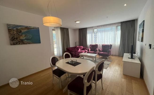 2-Bedroom Beachfront Apartment in Budva, photo 2