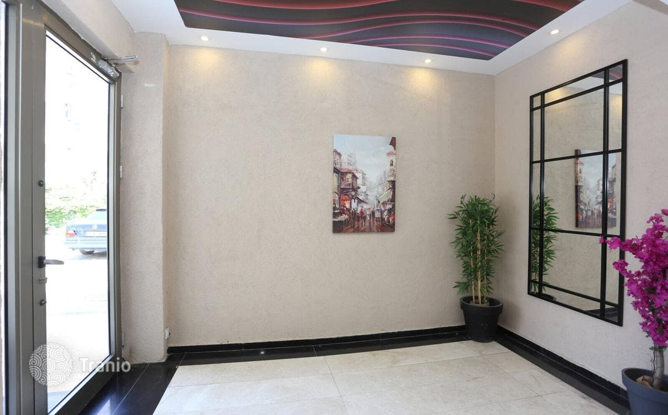 2-Bedroom Furnished Apartment with Mountain View in Konyaalti, Antalya
