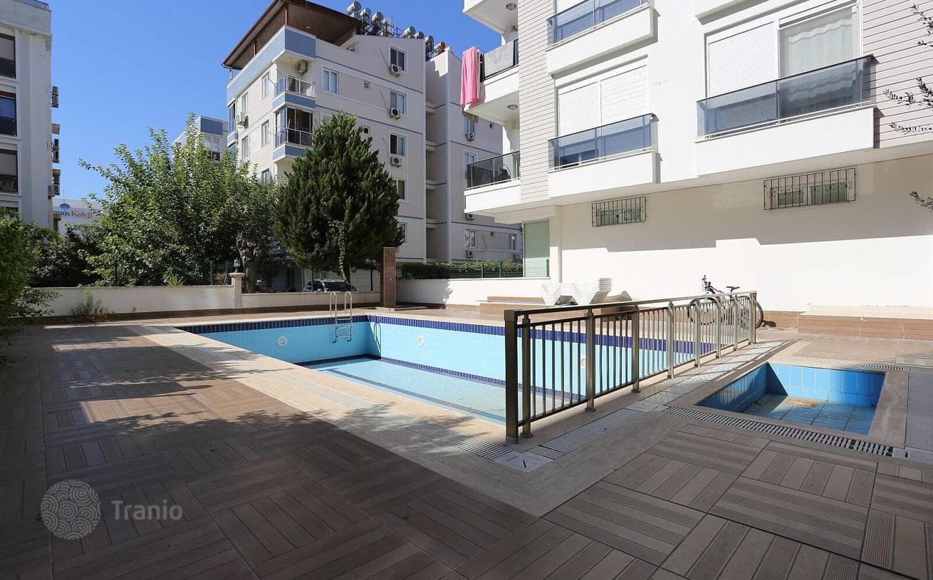 2-Bedroom Furnished Apartment Near the Beach in Konyaalti, Antalya