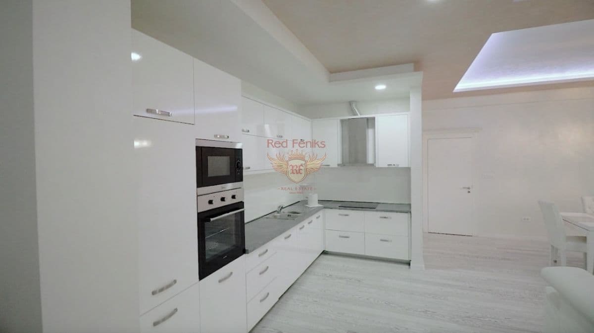 Квартира в Будве, Черногория, 200 м², фото 2