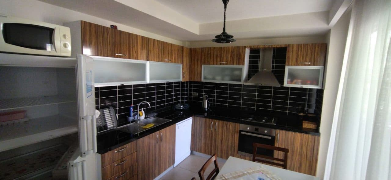 Квартира в Мерсине, Турция, 170 м²