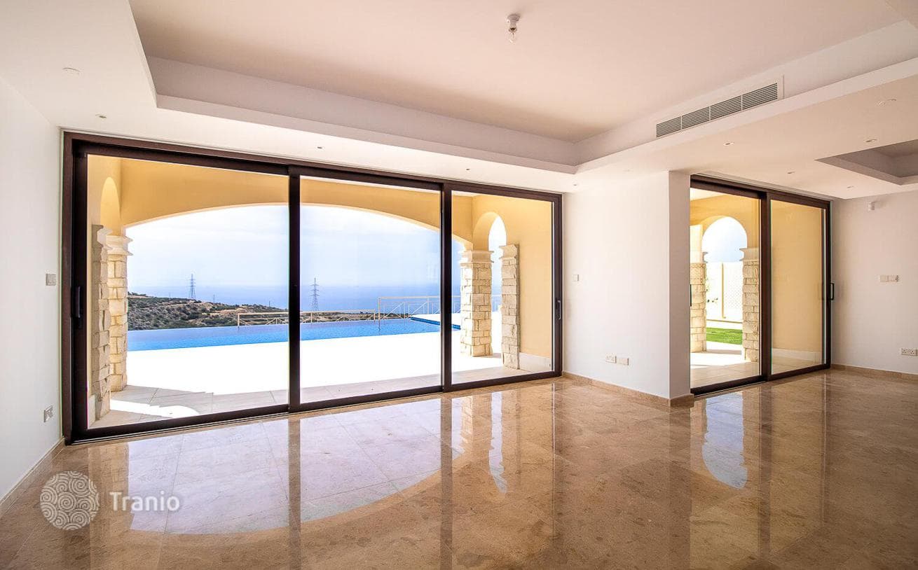 3-Bedroom Villa with Mediterranean Design, Garden and Private Pool in Paphos, Cyprus, photo 5