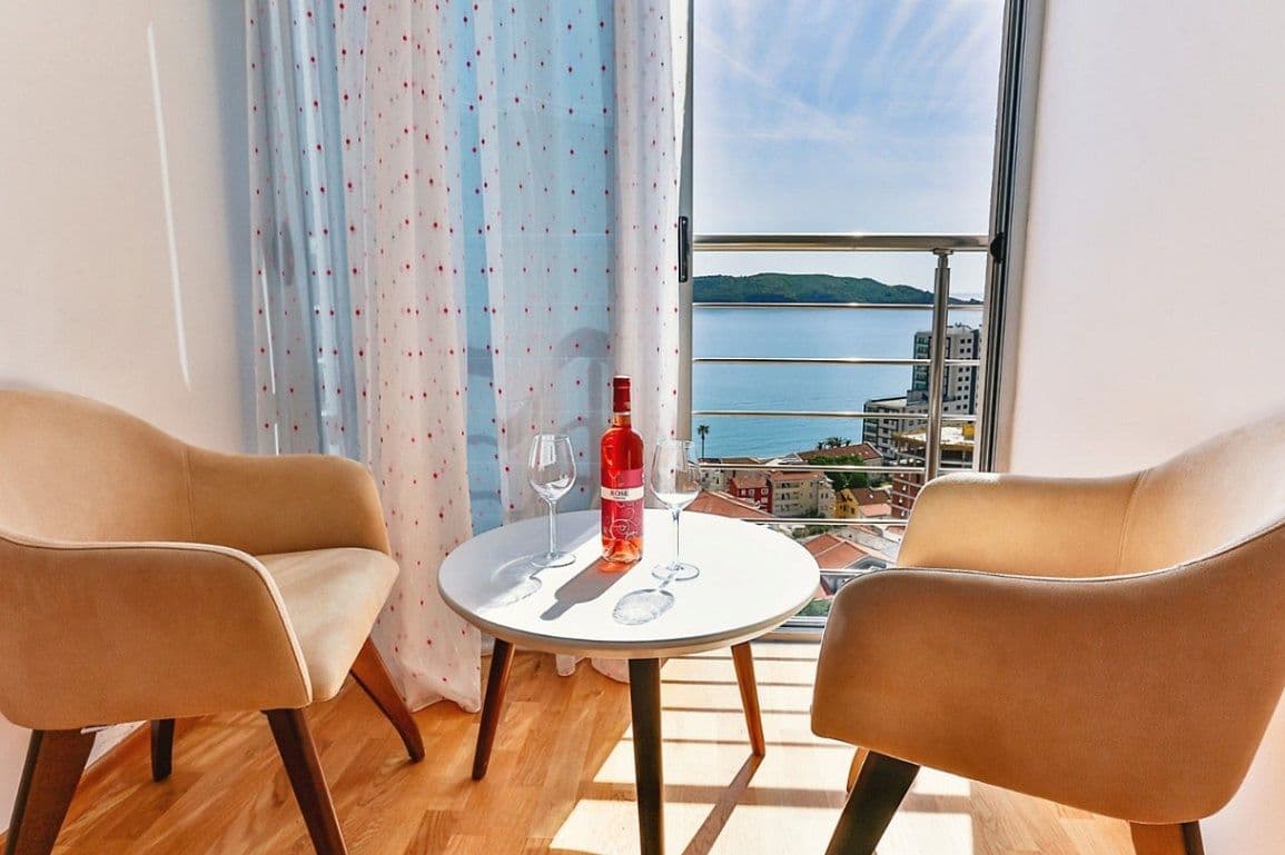 Квартира в Будве, Черногория, 90 м²