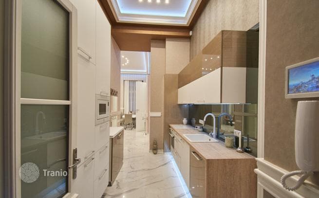 4-комнатная квартира 90 м² в Районе I (Районе Крепости), Венгрия, фото 3