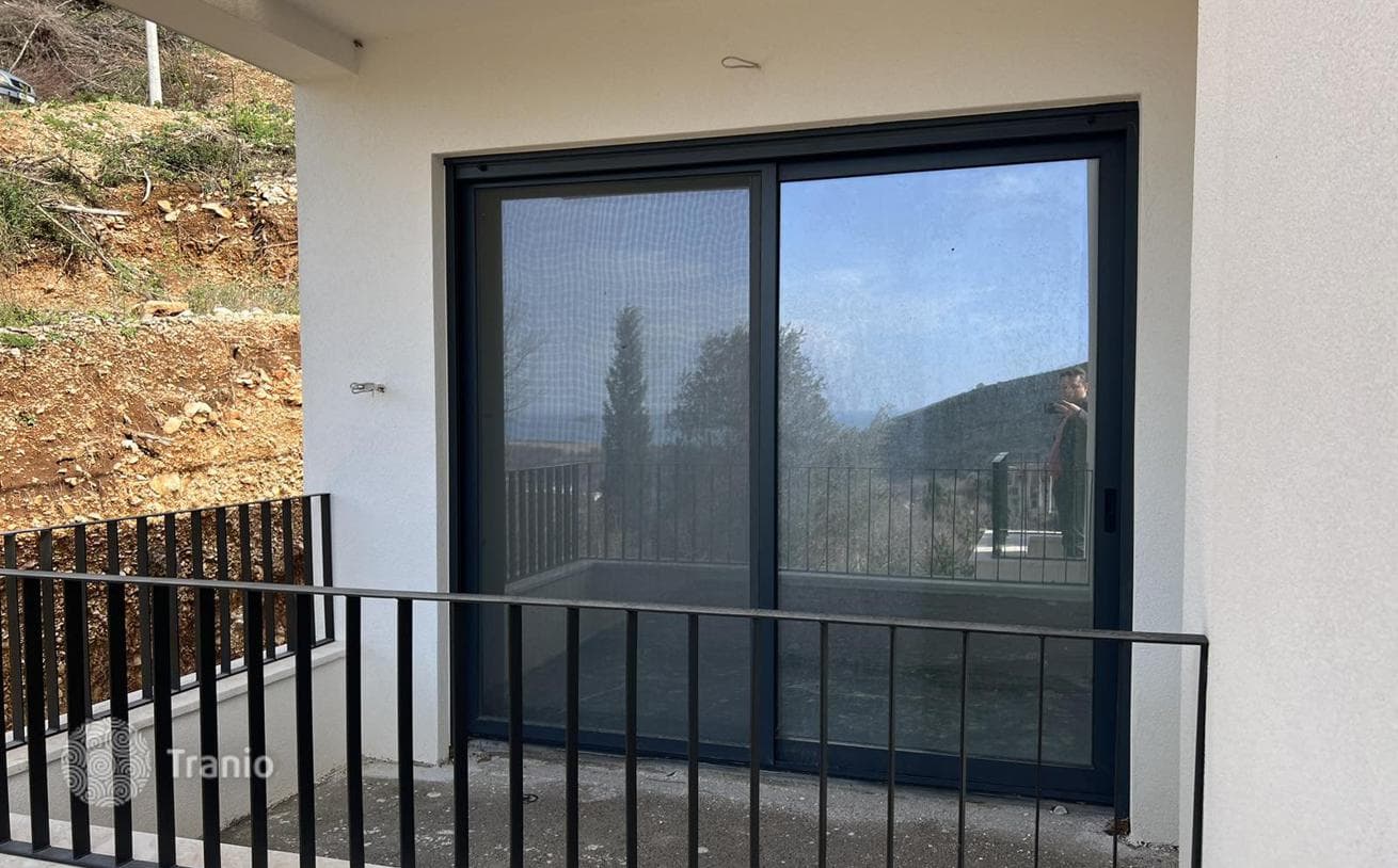 3-Bedroom Villa with Roof Terrace in Budva