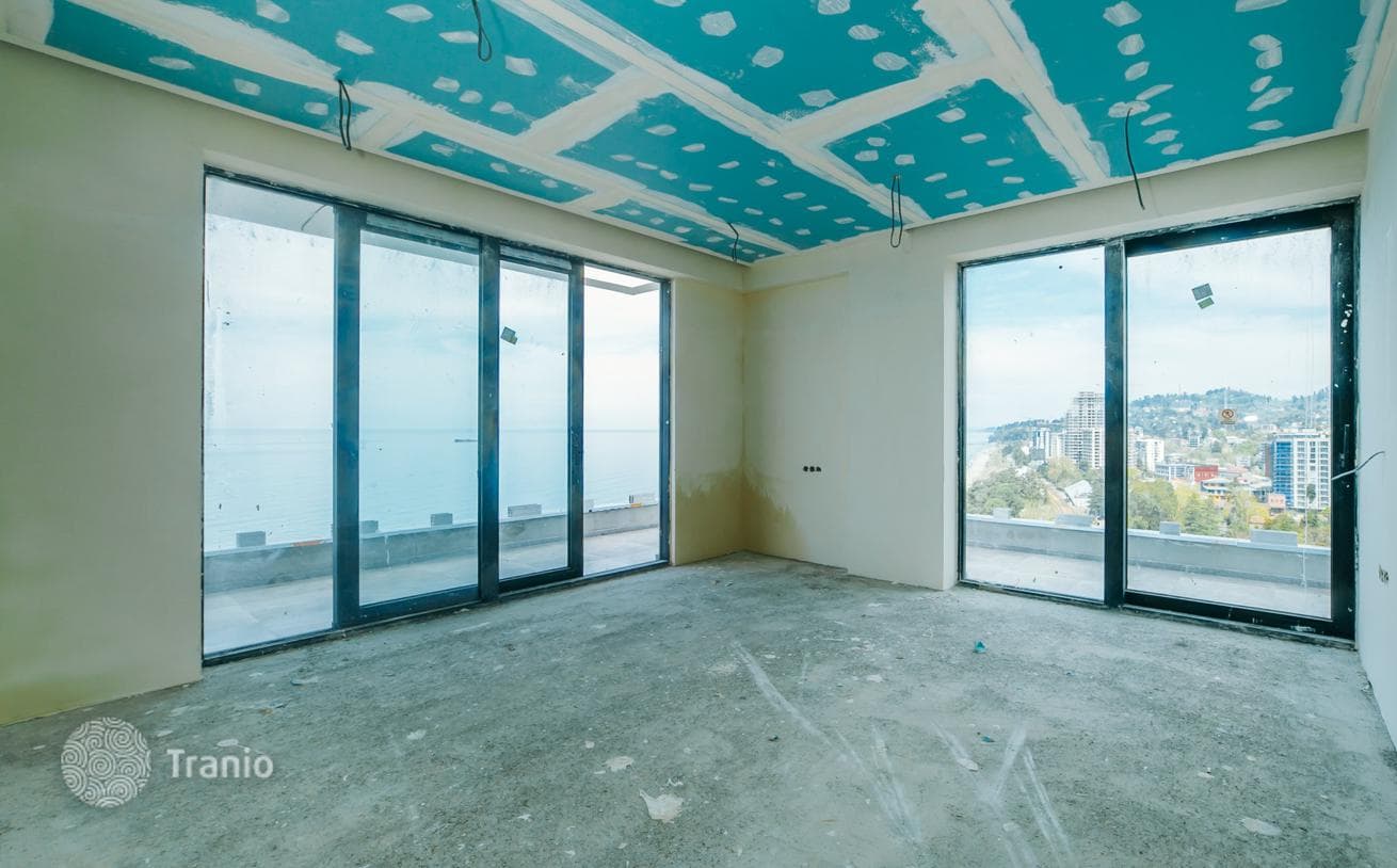 3-Bedroom Penthouse with Sea, Mountain and City Views in Batumi, photo 3