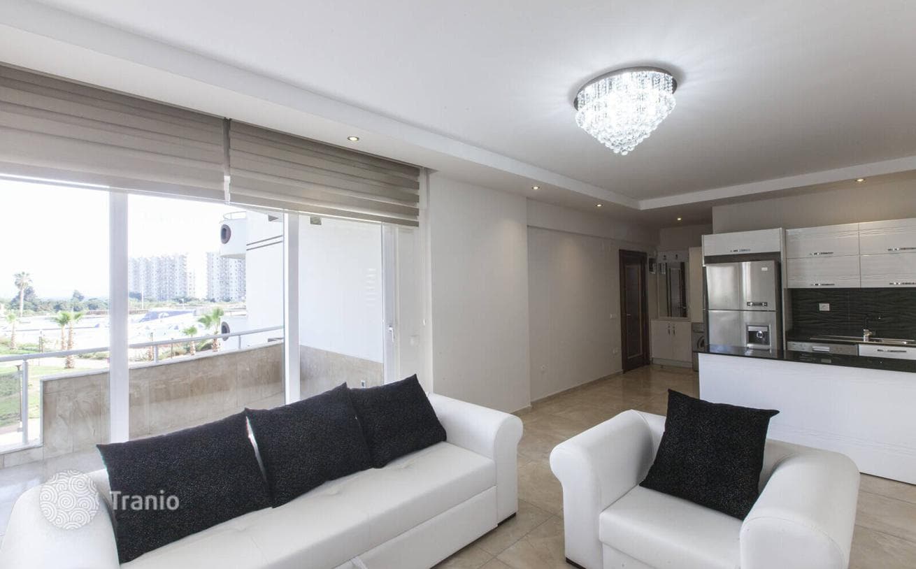 Apartments in a Residential Complex Near the Sea in Mersin