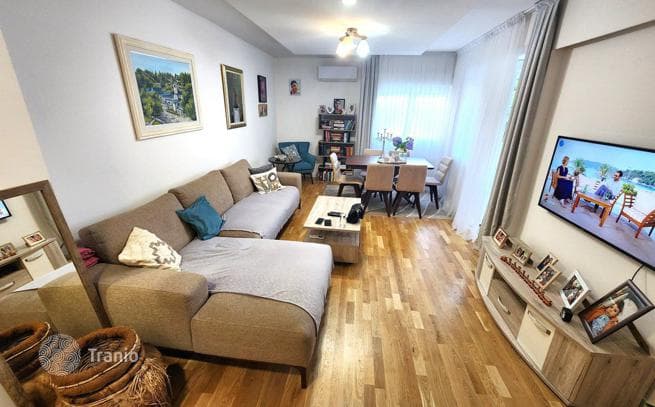 1-Bedroom Apartment in Selyjanovo, Tivat, photo 4