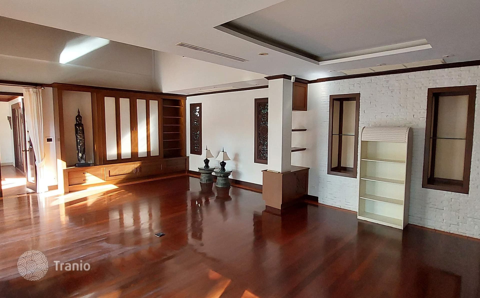 Villa with Parking in Bang Tao, Phuket