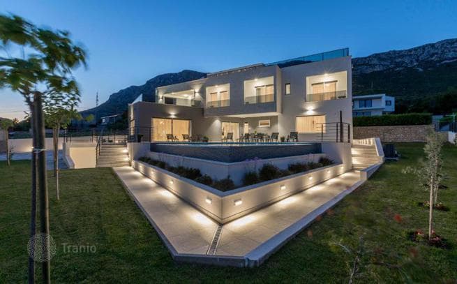 4-Bedroom Villa in Split, Dalmatia, photo 5
