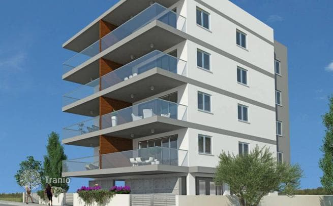 2-Bedroom Penthouse with Sea and City Views in Limassol, photo 4