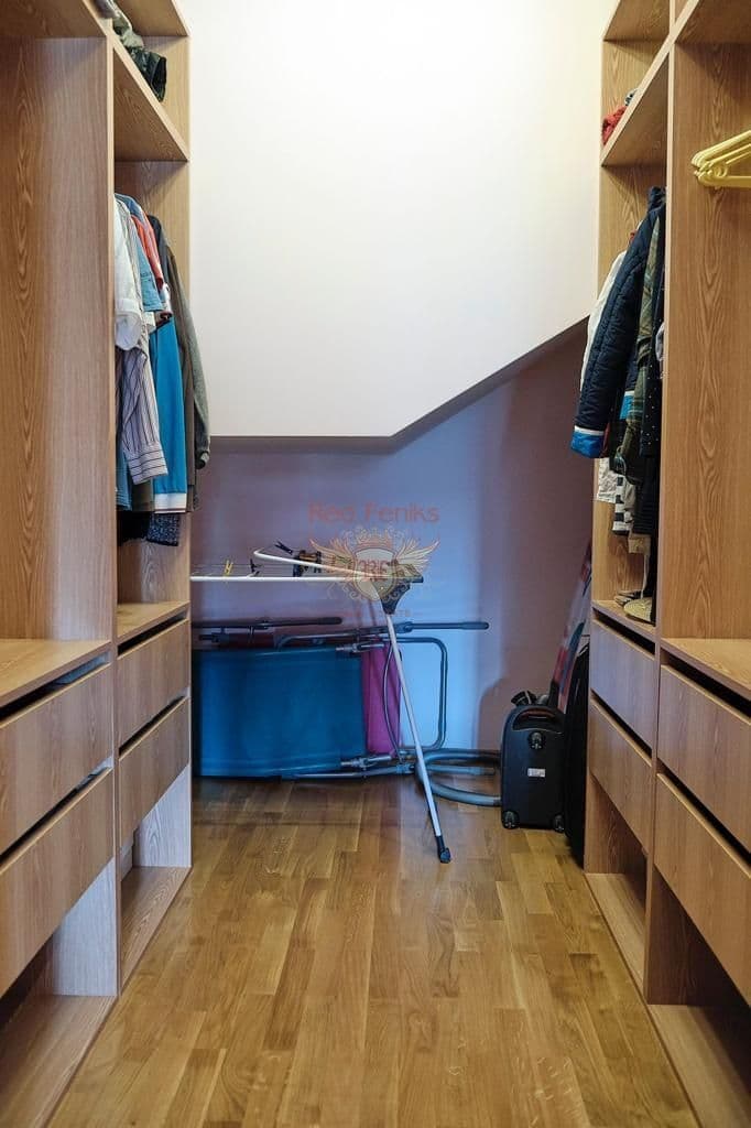 Квартира в Херцег-Нови, Черногория, 150 м², фото 5