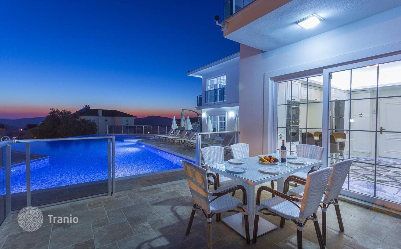 4-Bedroom Villa with Private Pool and Sauna in Fethiye, photo 2