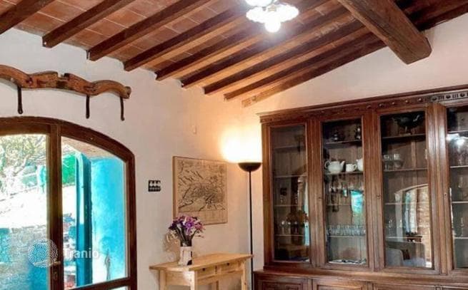 7-комнатная вилла 400 м² в Греве-ин-Кьянти, Италия, фото 5