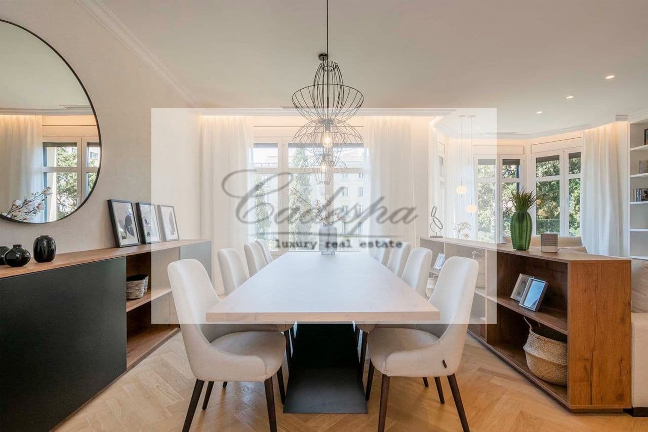 Квартира в Барселоне, Испания, 187 м²