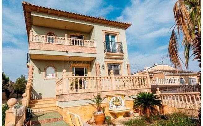 4-комнатная вилла 340 м² в Торревьехе, Испания, фото 3