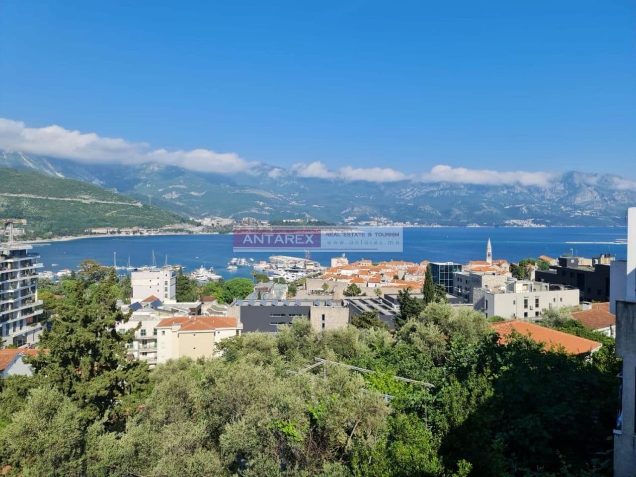 Апартаменты в Будве, Черногория, 81 м²