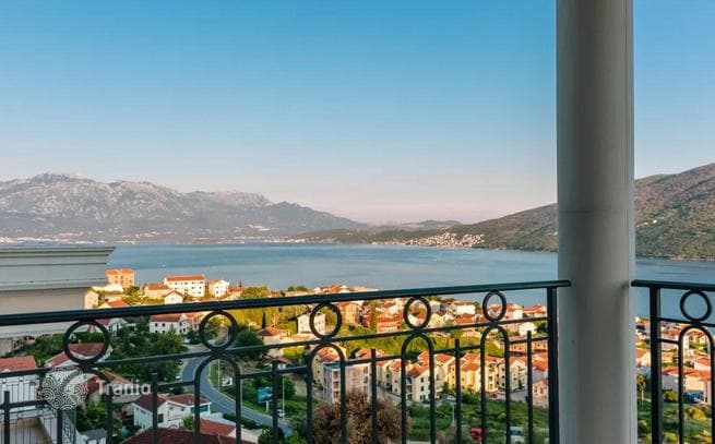 2-Bedroom Penthouse with Terrace in Herceg Novi, photo 5