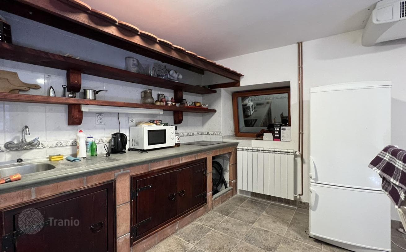 2-Bedroom Furnished Apartment Near the Beach in Krašići, Kotor, photo 2