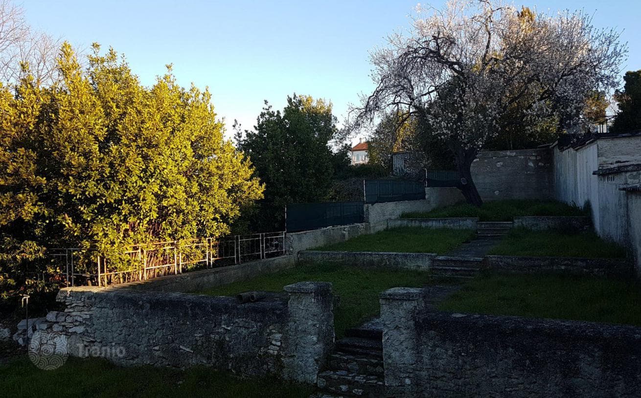House with Two Apartments and Large Garden in Pula, photo 5