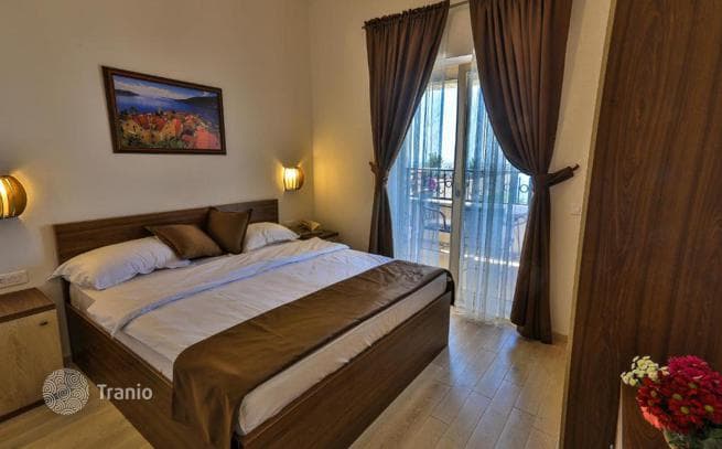 2-Bedroom Villa with Sea View in Rezhevichi, Budva, photo 2