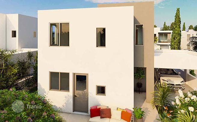 2-Bedroom Villa in Paphos, Cyprus, photo 3