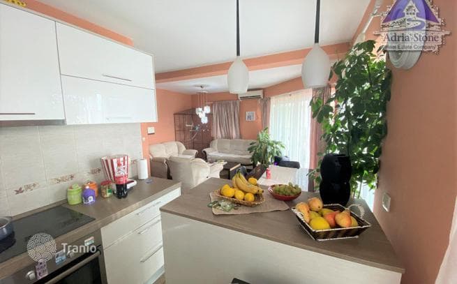 1-Bedroom Apartment in Kavach, Kotor, photo 4