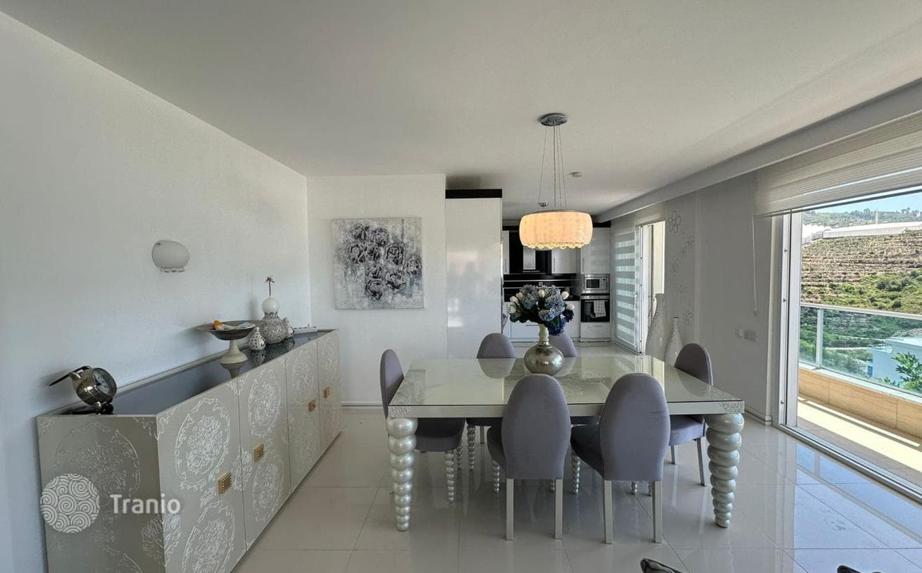 3-Bedroom (4+1) Villa in Luxury Complex in Kargicak, Alanya, photo 4