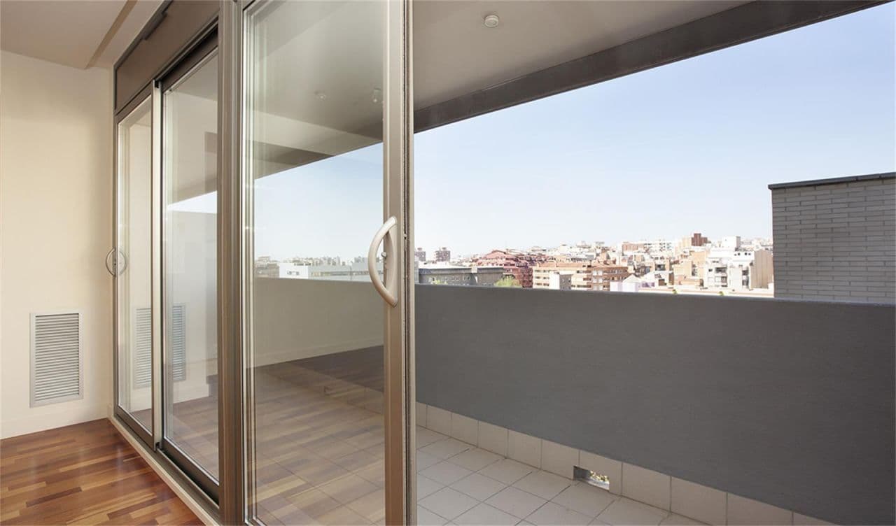 Квартира в Барселоне, Испания, 111 м²