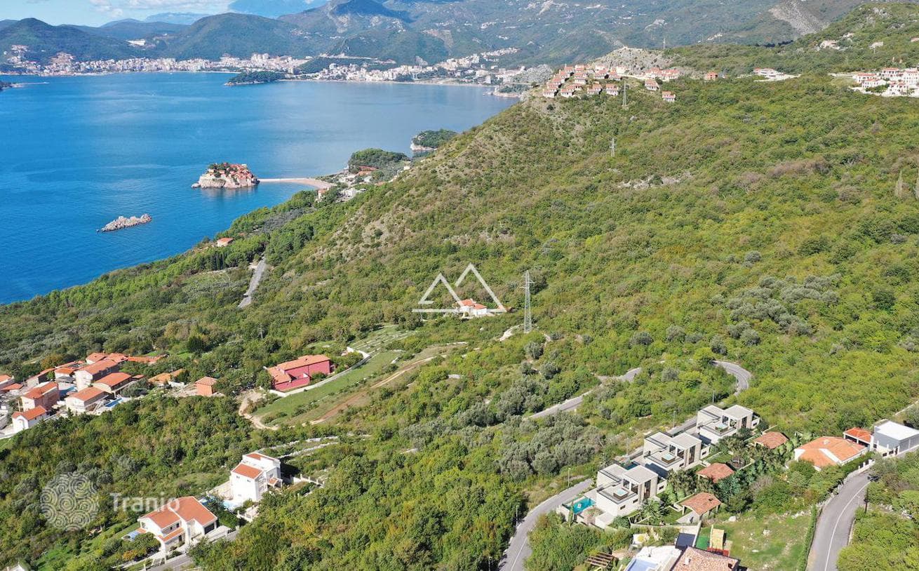 3-Bedroom Villa with Private Pool and Sea Views over Sveti Stefan