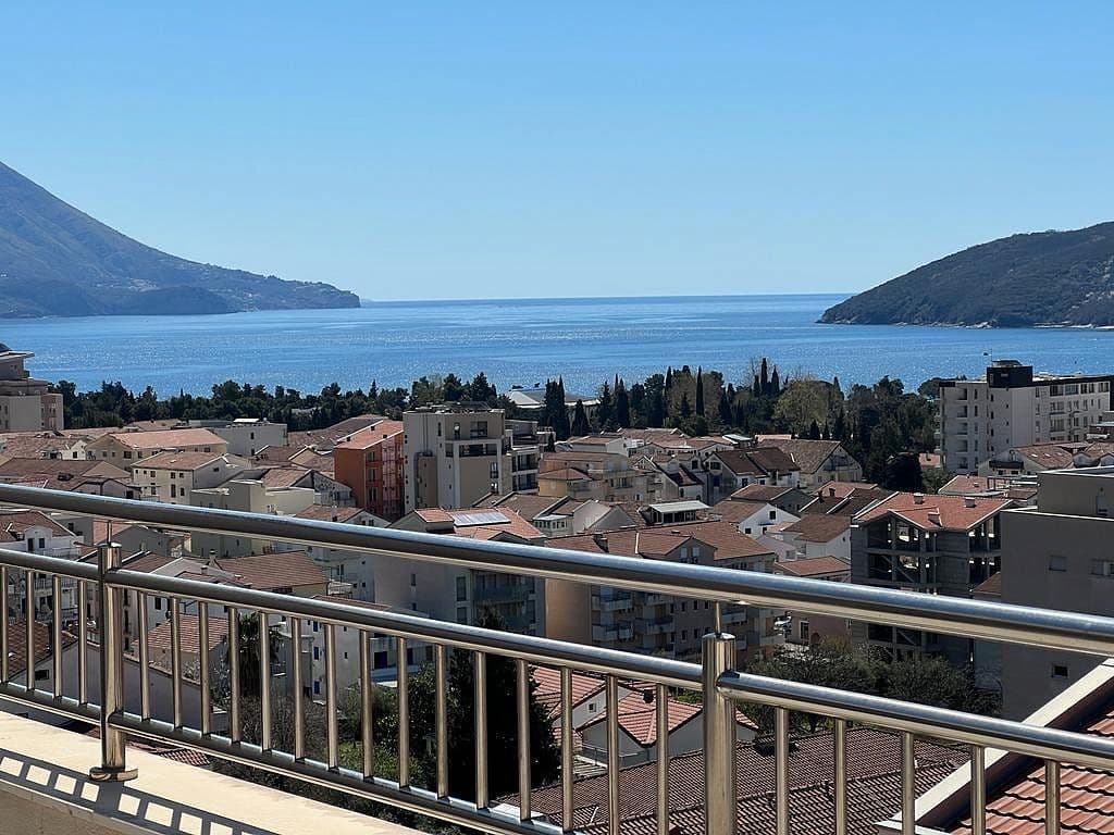 Квартира в Будве, Черногория, 135 м²